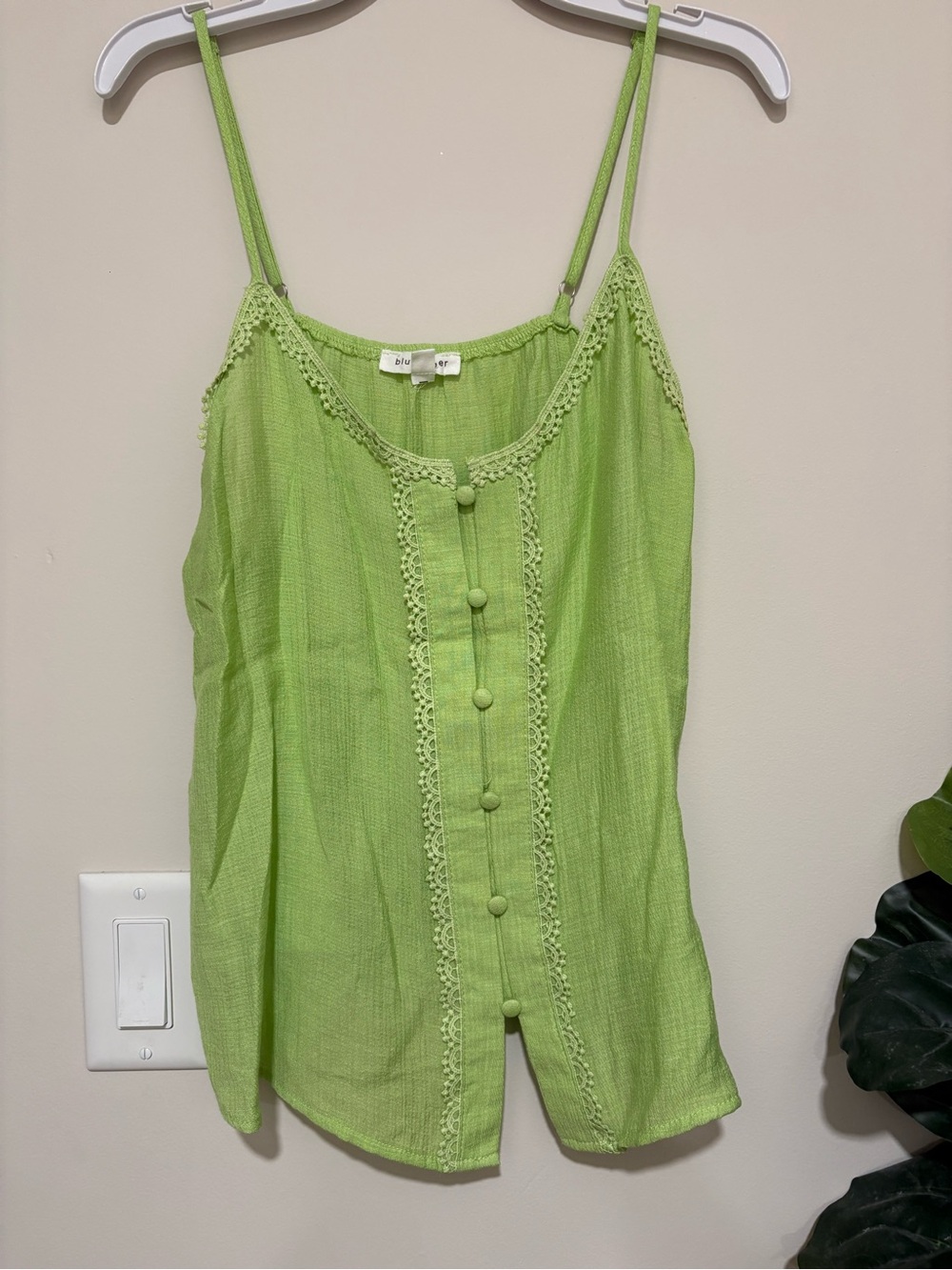 Blu Pepper Lime Green Spaghetti Strap Button-Front Camisole
